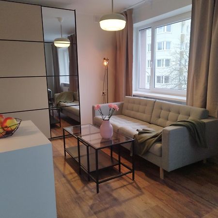 Cozy Apartment Near The Sea Tallin Exterior foto